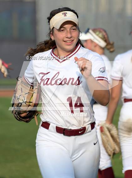 Thumbnail 1 in Tompkins vs Memorial (UIL Softball 6A Region 3 Area) photogallery.