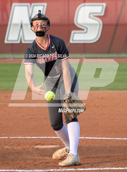 Thumbnail 1 in Tompkins vs Memorial (UIL Softball 6A Region 3 Area) photogallery.