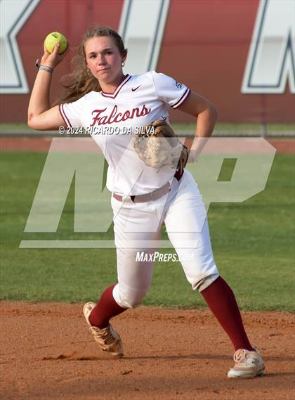 Thumbnail 3 in Tompkins vs Memorial (UIL Softball 6A Region 3 Area) photogallery.