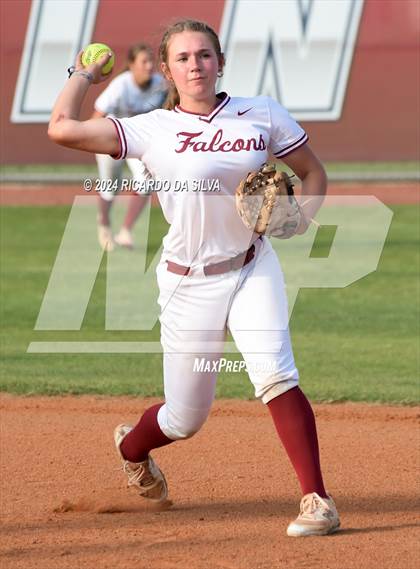 Thumbnail 3 in Tompkins vs Memorial (UIL Softball 6A Region 3 Area) photogallery.