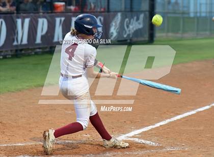 Thumbnail 1 in Tompkins vs Memorial (UIL Softball 6A Region 3 Area) photogallery.