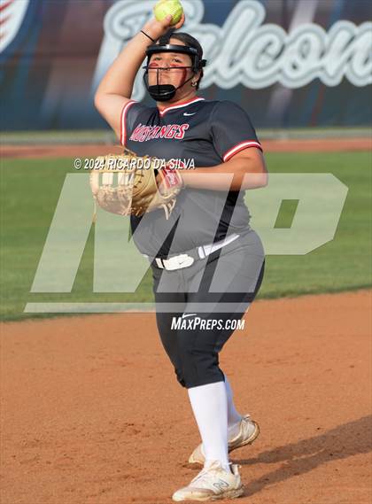 Thumbnail 1 in Tompkins vs Memorial (UIL Softball 6A Region 3 Area) photogallery.