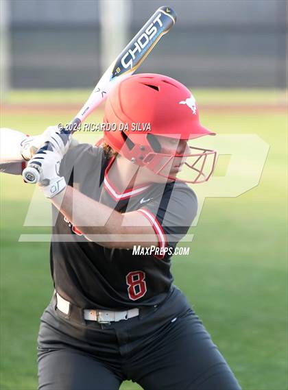 Thumbnail 3 in Tompkins vs Memorial (UIL Softball 6A Region 3 Area) photogallery.