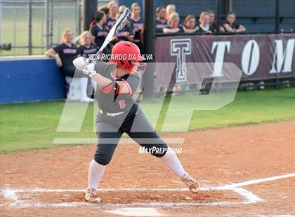 Thumbnail 3 in Tompkins vs Memorial (UIL Softball 6A Region 3 Area) photogallery.