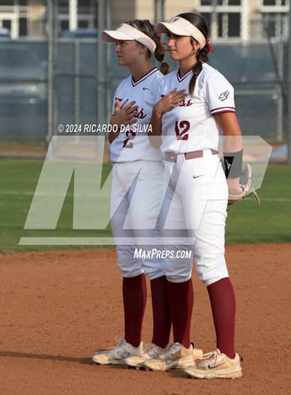 Thumbnail 2 in Tompkins vs Memorial (UIL Softball 6A Region 3 Area) photogallery.