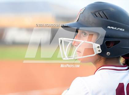 Thumbnail 1 in Tompkins vs Memorial (UIL Softball 6A Region 3 Area) photogallery.