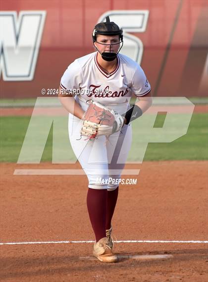 Thumbnail 2 in Tompkins vs Memorial (UIL Softball 6A Region 3 Area) photogallery.