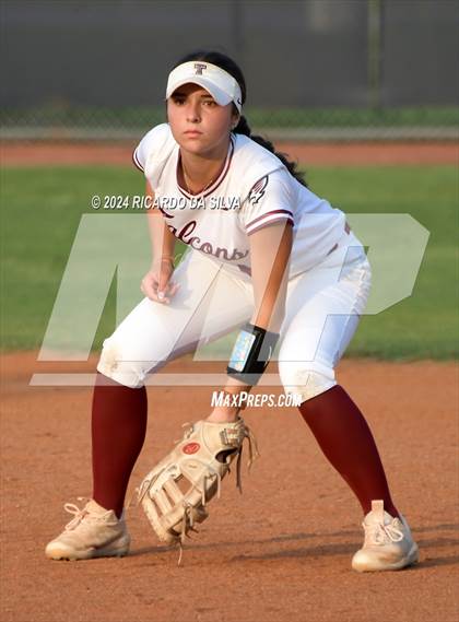 Thumbnail 1 in Tompkins vs Memorial (UIL Softball 6A Region 3 Area) photogallery.