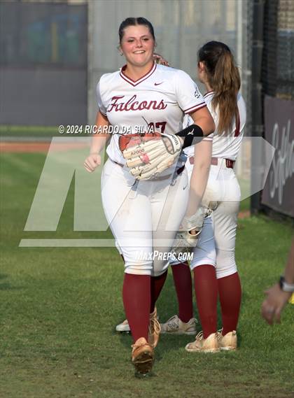 Thumbnail 2 in Tompkins vs Memorial (UIL Softball 6A Region 3 Area) photogallery.