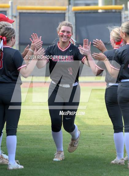 Thumbnail 3 in Tompkins vs Memorial (UIL Softball 6A Region 3 Area) photogallery.