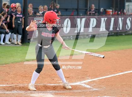 Thumbnail 2 in Tompkins vs Memorial (UIL Softball 6A Region 3 Area) photogallery.
