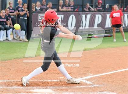 Thumbnail 2 in Tompkins vs Memorial (UIL Softball 6A Region 3 Area) photogallery.