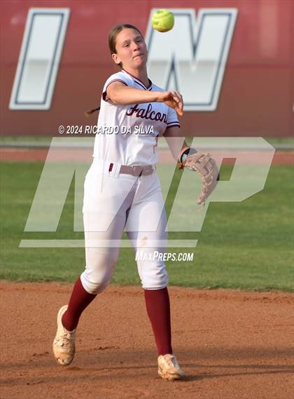 Thumbnail 1 in Tompkins vs Memorial (UIL Softball 6A Region 3 Area) photogallery.