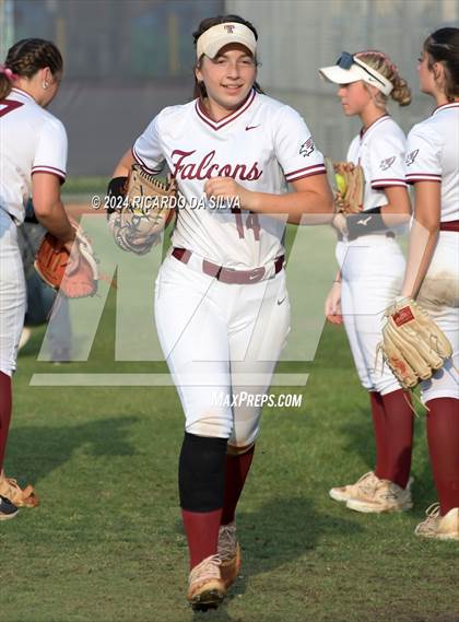 Thumbnail 3 in Tompkins vs Memorial (UIL Softball 6A Region 3 Area) photogallery.