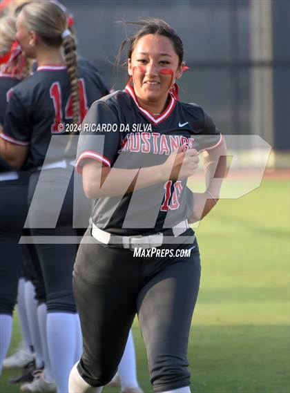 Thumbnail 2 in Tompkins vs Memorial (UIL Softball 6A Region 3 Area) photogallery.
