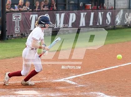 Thumbnail 3 in Tompkins vs Memorial (UIL Softball 6A Region 3 Area) photogallery.