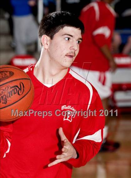 Thumbnail 1 in Covington Catholic vs. Holmes (35th District Championship) photogallery.