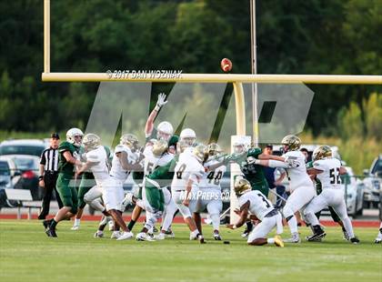 Thumbnail 2 in Oakridge vs. Grace Prep photogallery.