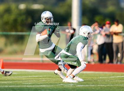Thumbnail 3 in Oakridge vs. Grace Prep photogallery.