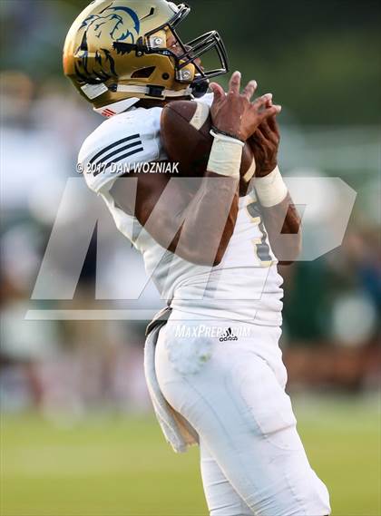 Thumbnail 1 in Oakridge vs. Grace Prep photogallery.
