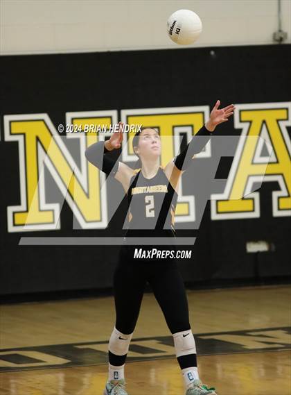 Thumbnail 1 in Oak Grove @ Kings Mountain (NCHSAA 3A Playoffs - 3rd Round) photogallery.
