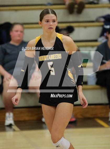 Thumbnail 2 in Oak Grove @ Kings Mountain (NCHSAA 3A Playoffs - 3rd Round) photogallery.