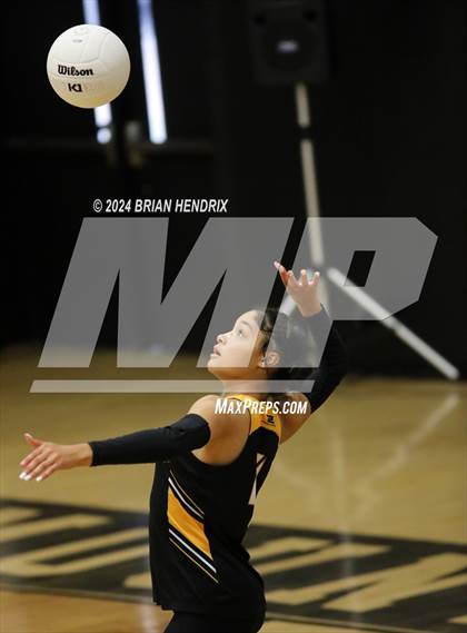 Thumbnail 2 in Oak Grove @ Kings Mountain (NCHSAA 3A Playoffs - 3rd Round) photogallery.
