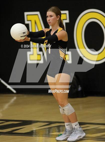 Thumbnail 2 in Oak Grove @ Kings Mountain (NCHSAA 3A Playoffs - 3rd Round) photogallery.