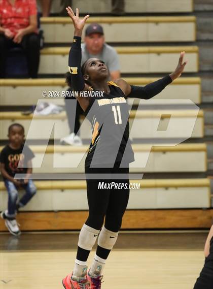 Thumbnail 2 in Oak Grove @ Kings Mountain (NCHSAA 3A Playoffs - 3rd Round) photogallery.