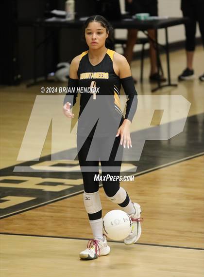 Thumbnail 2 in Oak Grove @ Kings Mountain (NCHSAA 3A Playoffs - 3rd Round) photogallery.