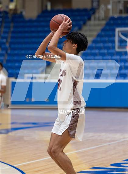 Thumbnail 2 in Marshall vs Churchill photogallery.