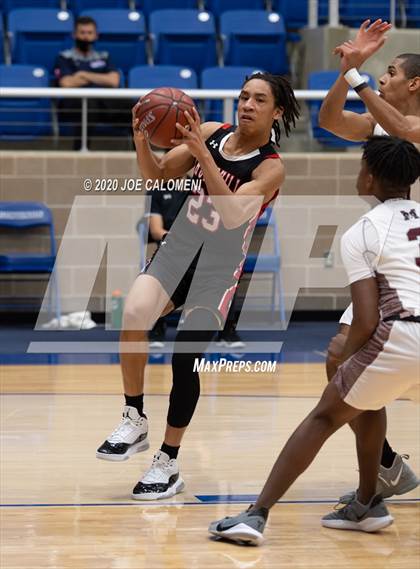 Thumbnail 3 in Marshall vs Churchill photogallery.