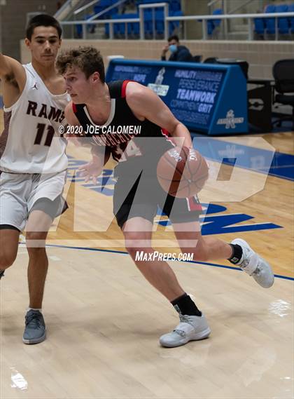 Thumbnail 2 in Marshall vs Churchill photogallery.
