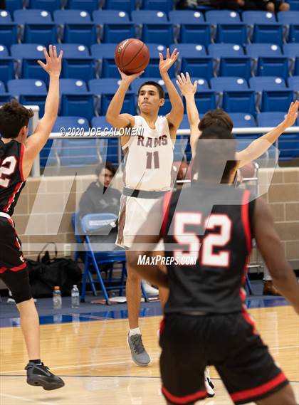Thumbnail 1 in Marshall vs Churchill photogallery.