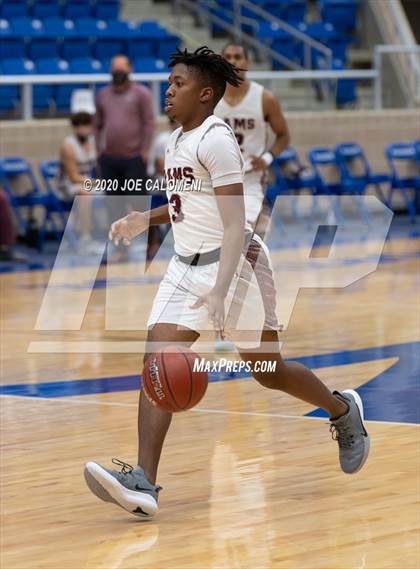 Thumbnail 1 in Marshall vs Churchill photogallery.