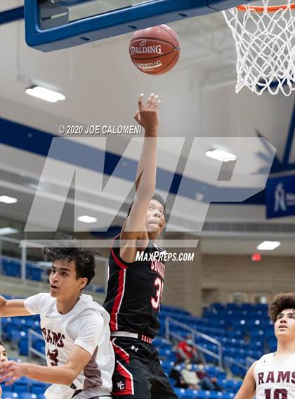 Thumbnail 3 in Marshall vs Churchill photogallery.