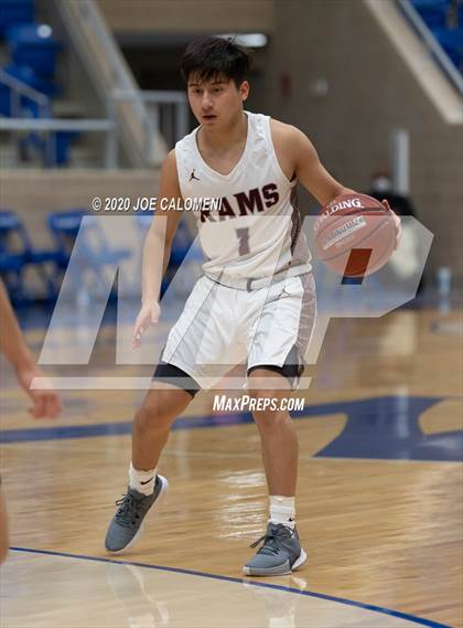 Thumbnail 3 in Marshall vs Churchill photogallery.