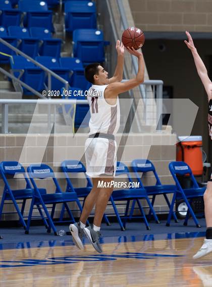 Thumbnail 3 in Marshall vs Churchill photogallery.