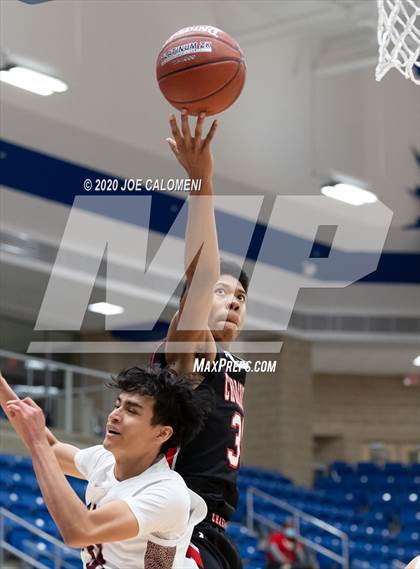 Thumbnail 2 in Marshall vs Churchill photogallery.