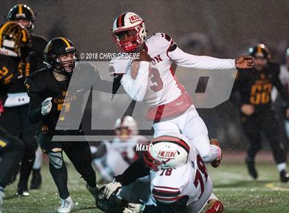 Thumbnail 1 in Hilton vs. McQuaid Jesuit (Section 5 Class AA Semifinal) photogallery.