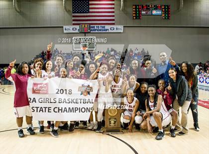 Thumbnail 2 in Earle vs. Quitman (AAA 2A Final) photogallery.