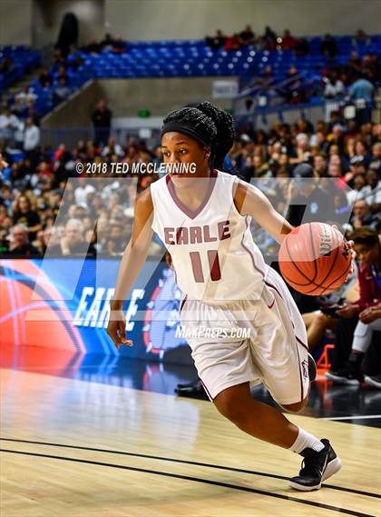 Thumbnail 3 in Earle vs. Quitman (AAA 2A Final) photogallery.