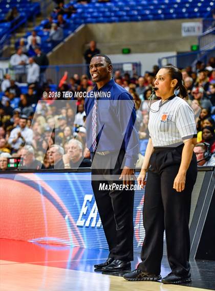 Thumbnail 1 in Earle vs. Quitman (AAA 2A Final) photogallery.