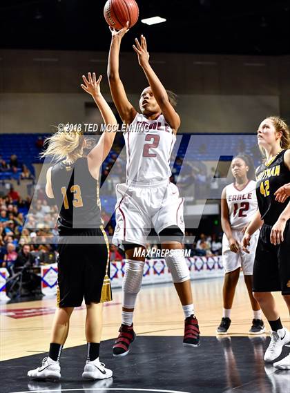 Thumbnail 3 in Earle vs. Quitman (AAA 2A Final) photogallery.