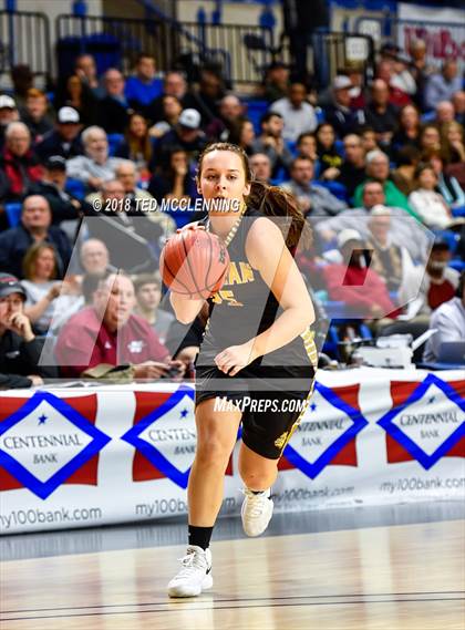 Thumbnail 1 in Earle vs. Quitman (AAA 2A Final) photogallery.