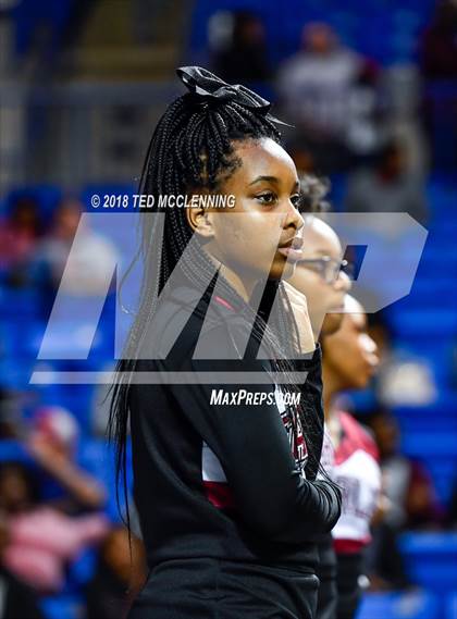 Thumbnail 2 in Earle vs. Quitman (AAA 2A Final) photogallery.