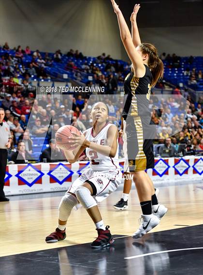 Thumbnail 2 in Earle vs. Quitman (AAA 2A Final) photogallery.