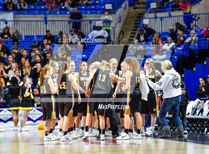 Thumbnail 3 in Earle vs. Quitman (AAA 2A Final) photogallery.