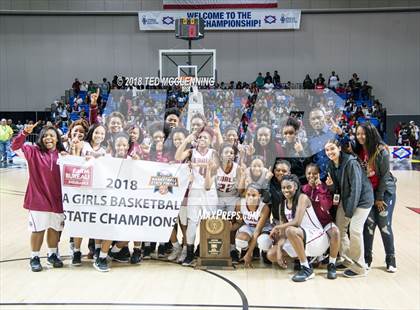 Thumbnail 3 in Earle vs. Quitman (AAA 2A Final) photogallery.