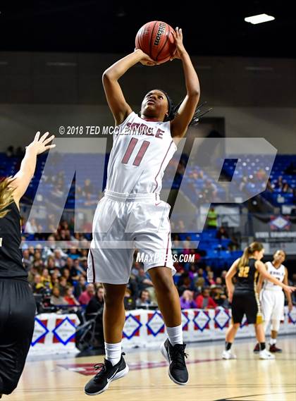 Thumbnail 1 in Earle vs. Quitman (AAA 2A Final) photogallery.